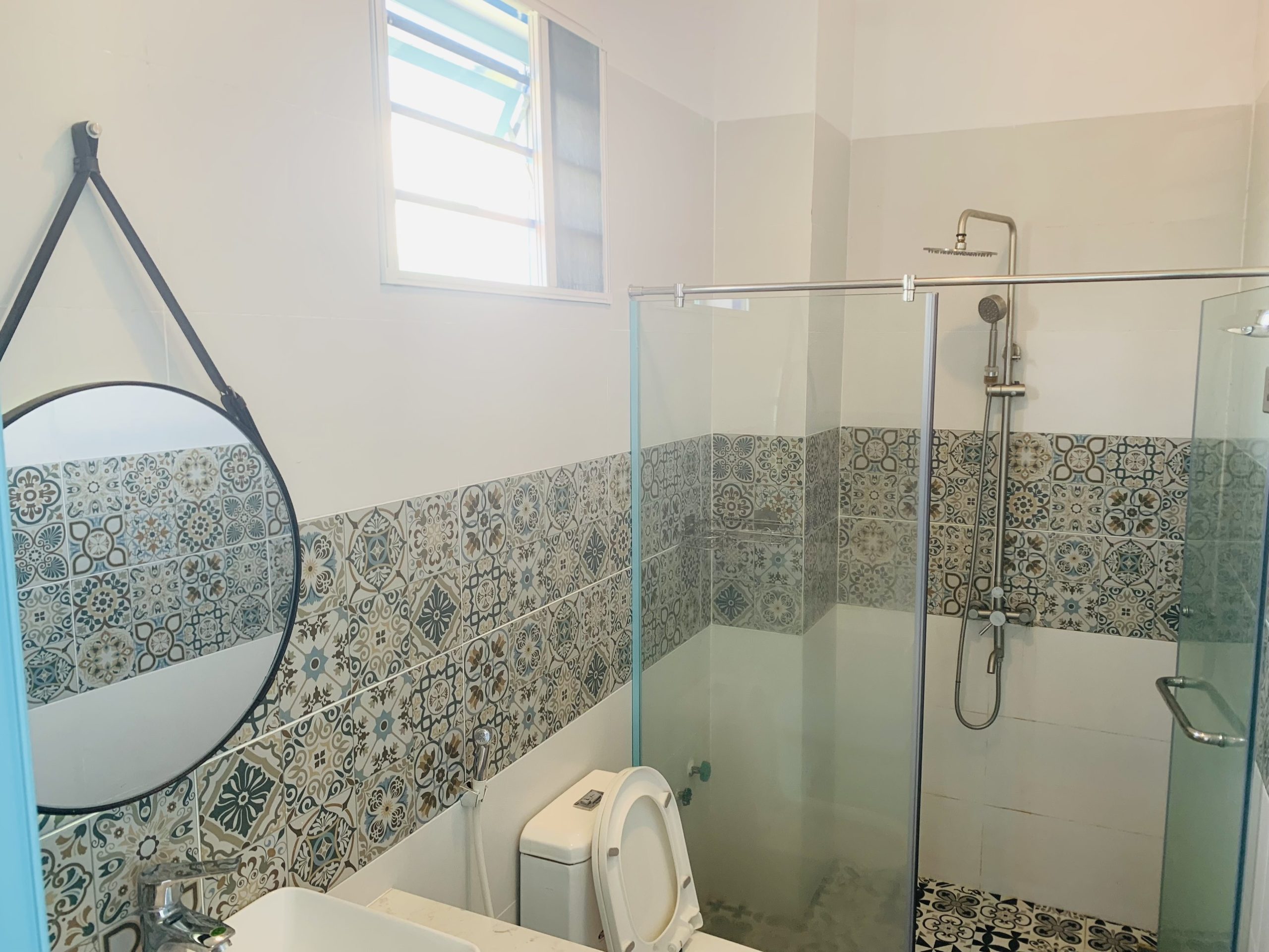 Deluxe 1 Giường Đôi Có Ban Công