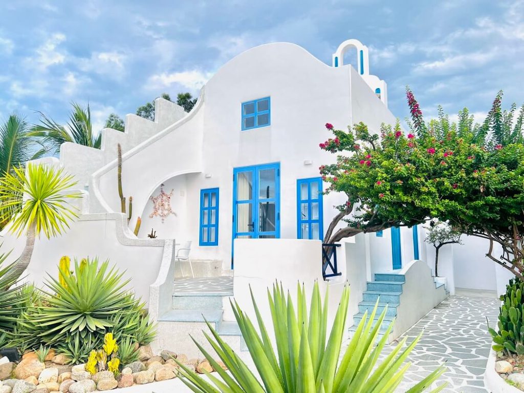 phòng honey moon tại santorini villa cam ranh