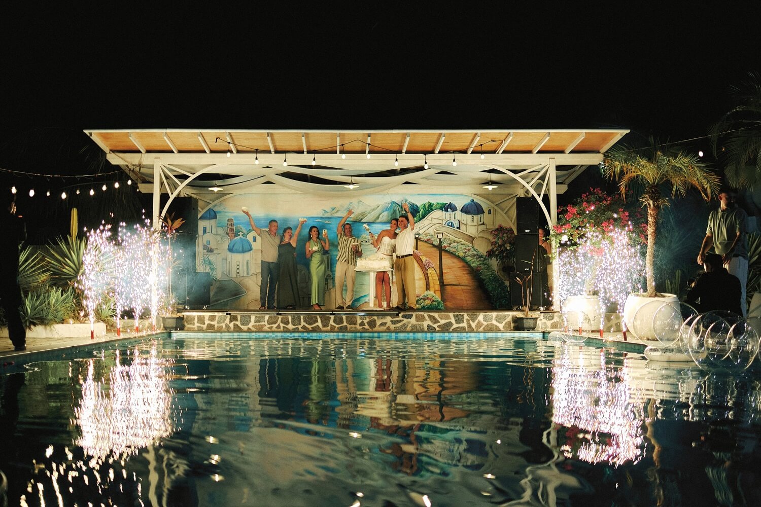 tiệc pool party ở cam ranh villa